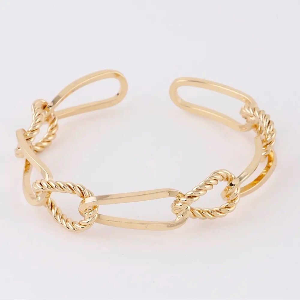 Gold Twisted Rope Chain Cuff Bracelet